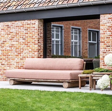 Gommaire Outdoor Sofa Edge